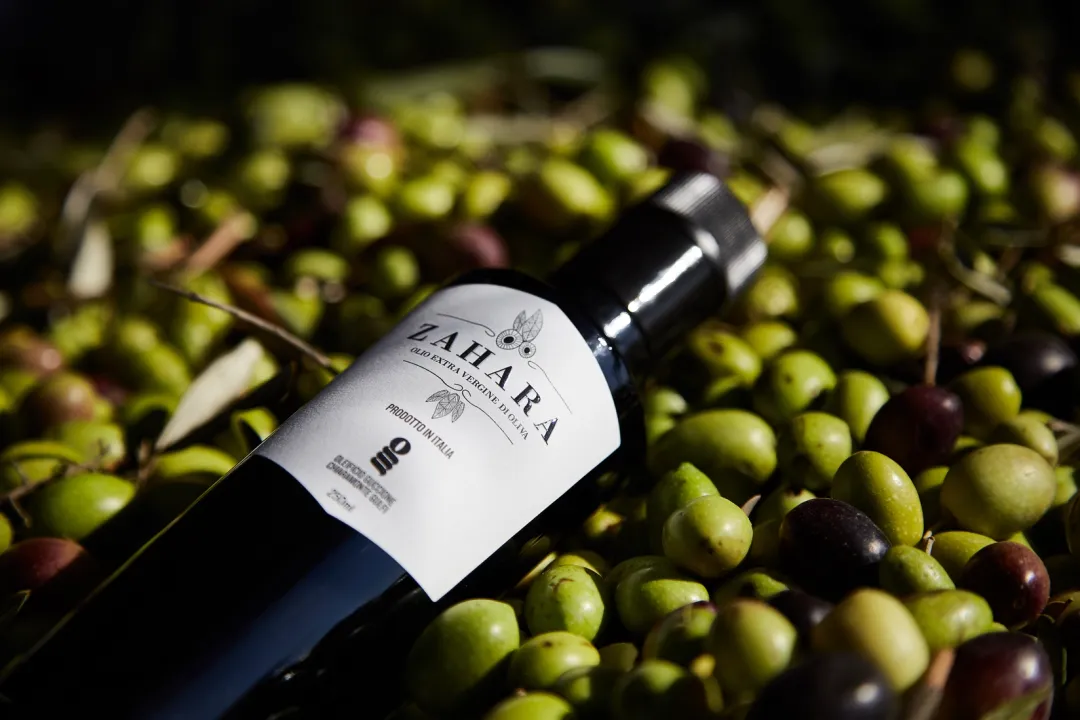 Zahara Extra Virgin Olive Oil from Sicily, 16.9 Fl oz Bottle