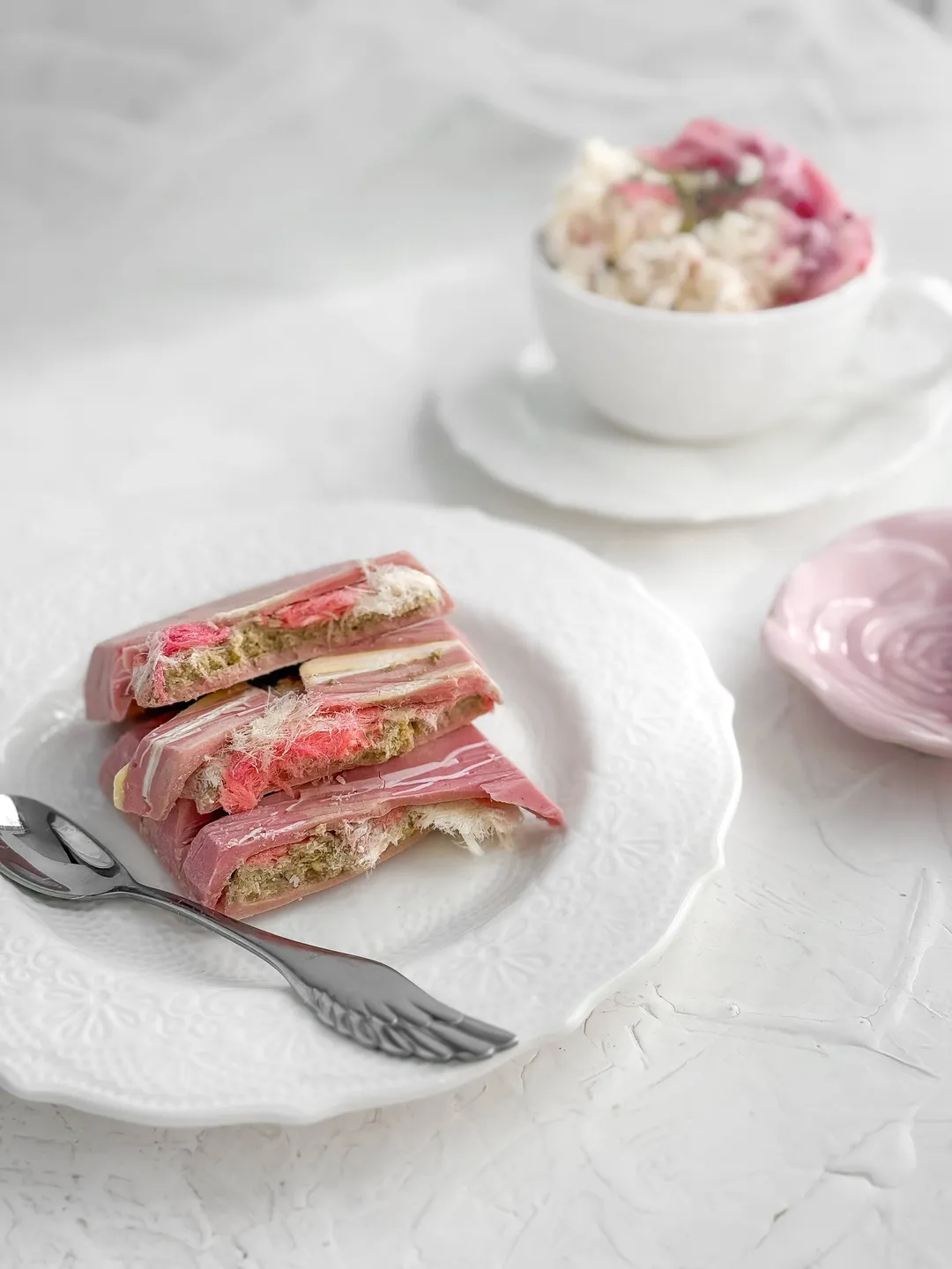 Beemax Angel Hair Raspberry Bar W Cotton Candy