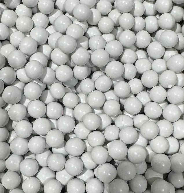 Beemax Chocolate Candy Ball Shape White Crispy Shell Bulk