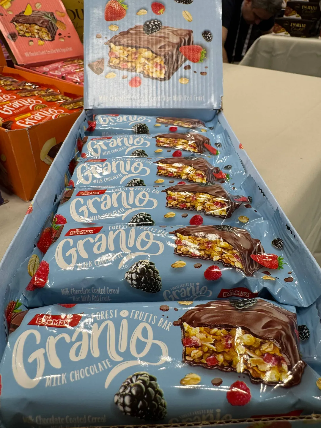 Beemax Granio Milk Chocolate Cereal Bar with Forest Fruits
