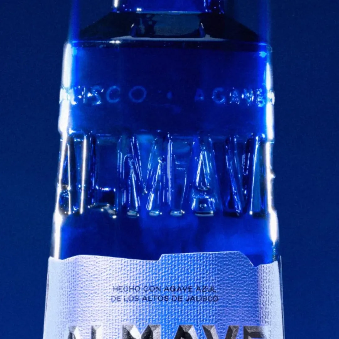 Almave Blanco (700ml/23.7 fl oz)