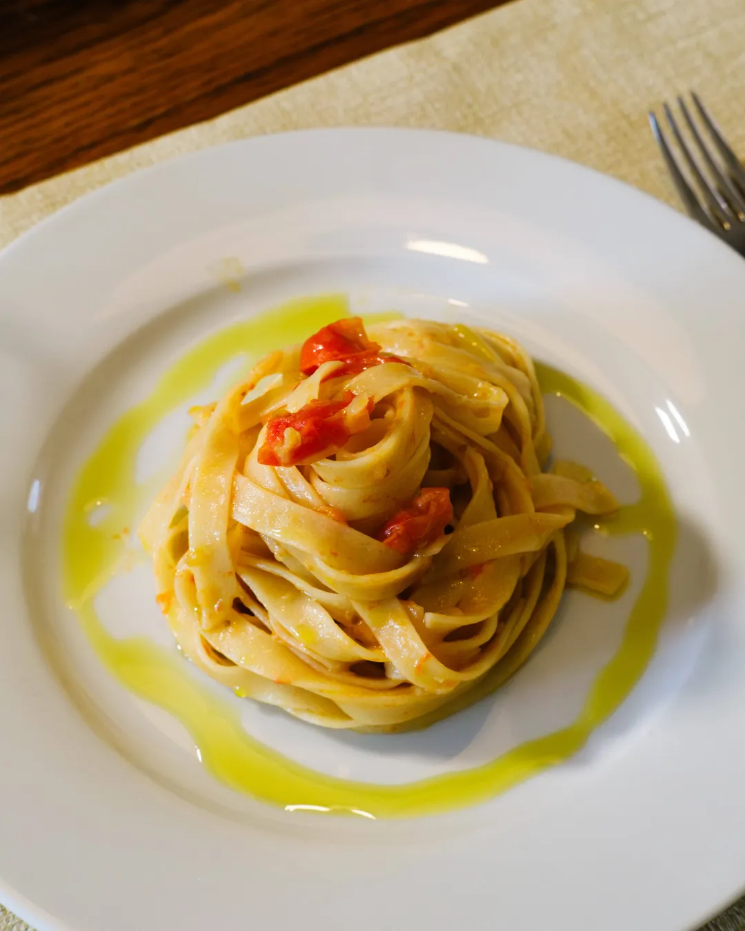Mediodia Extra Virgin Olive Oil | 100% Hojiblanca, 2025/26 Harvest