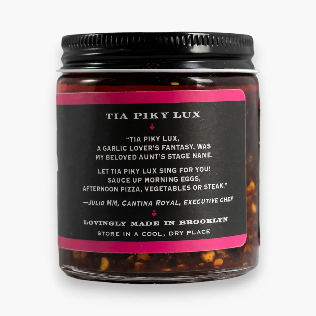Cantina Royal - USA - Tia Piky Lux - Smoked Garlic & Arbol Chile Oil - 4 oz