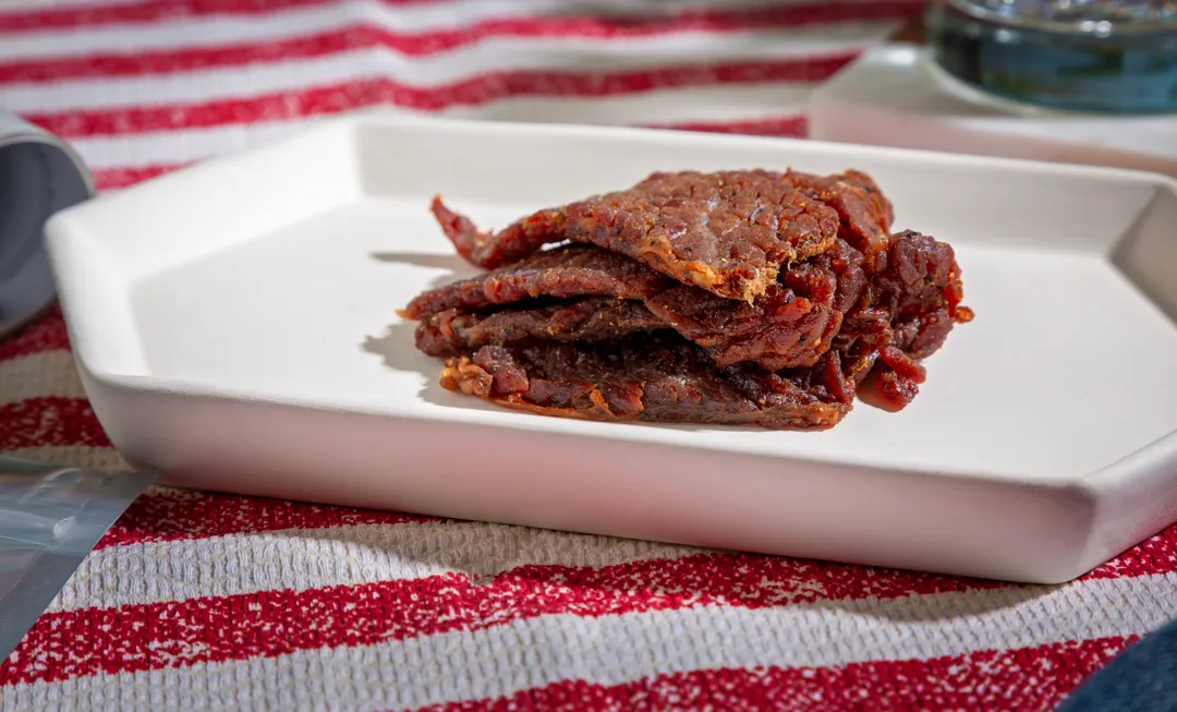 American Jerky Company – 2.85oz Dirt Floor BBQ Recipe Brisket Beef Jerky