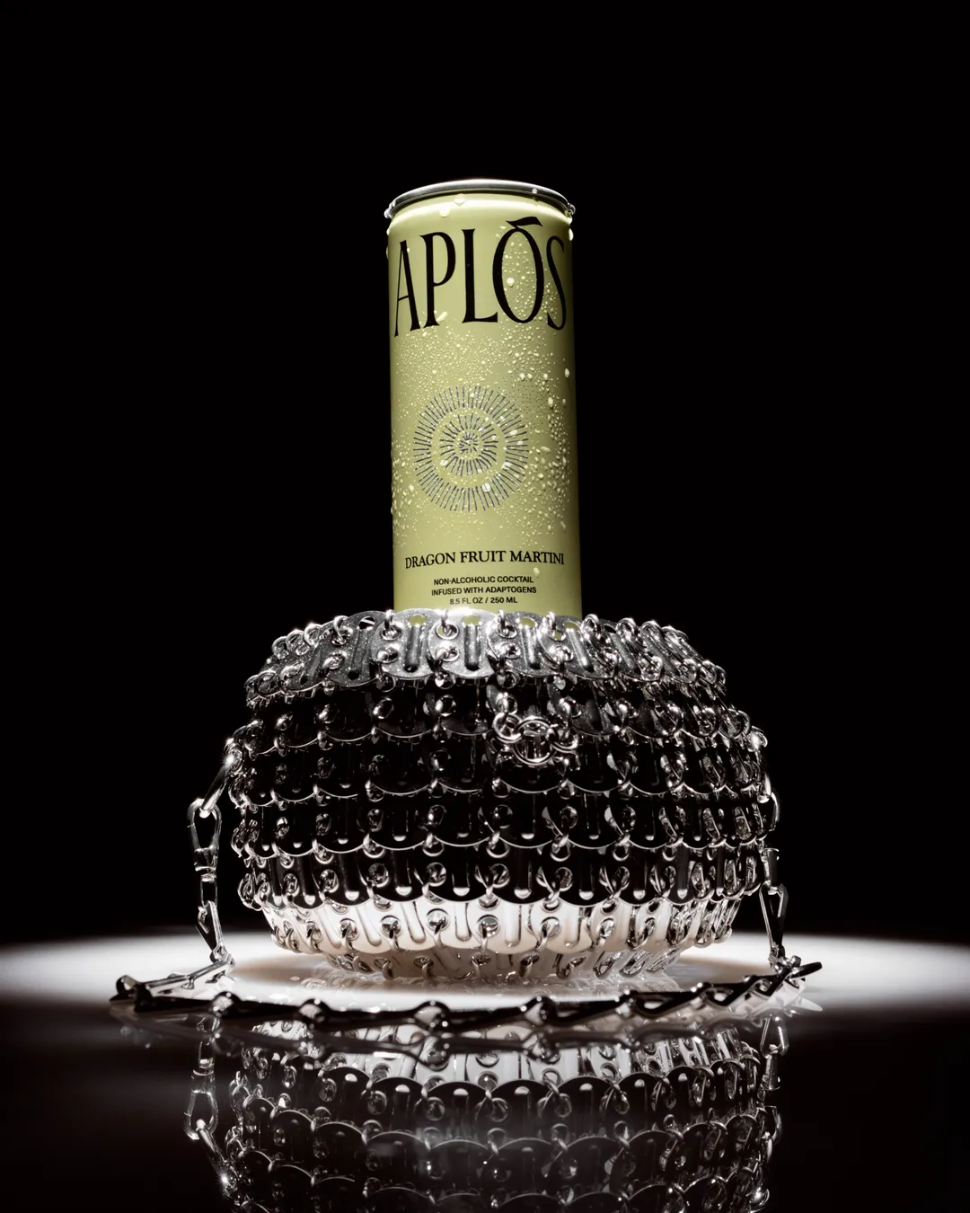 Aplós Dragon Fruit Martini