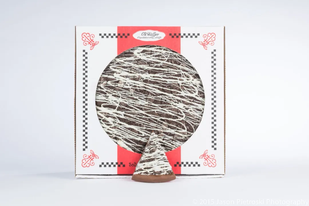 Milk Chocolate Cookies & Cream Pizza