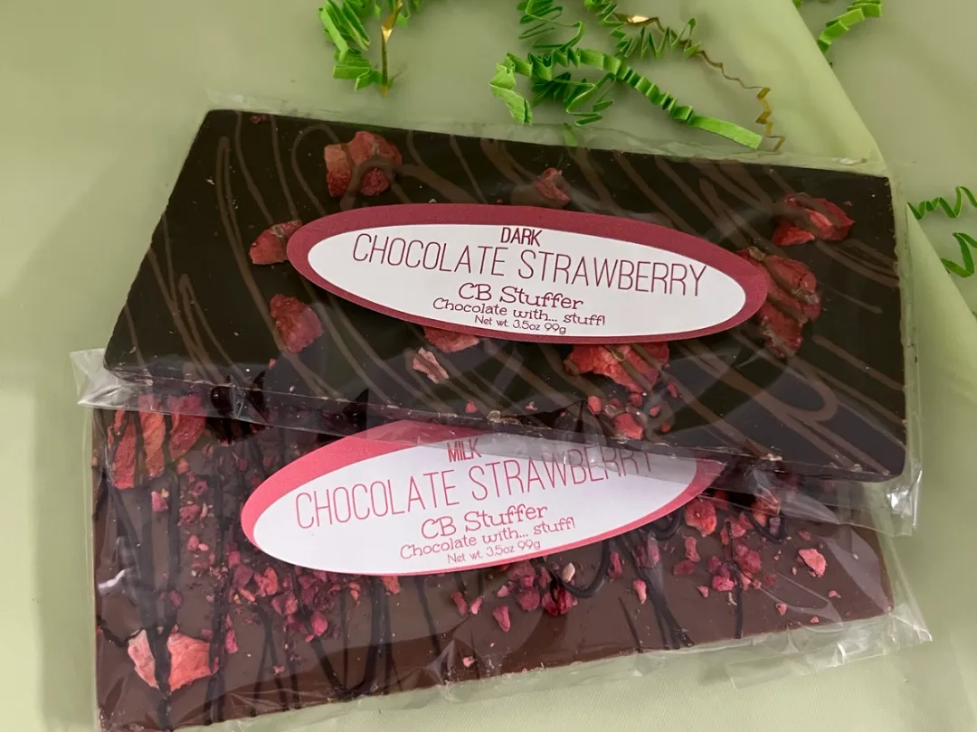 Dark Chocolate Strawberry Bar