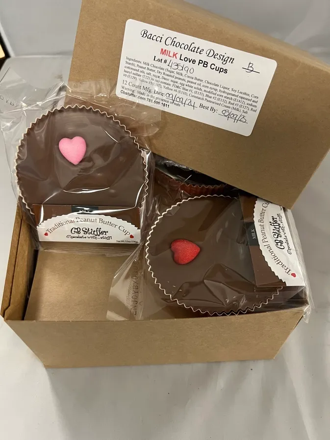 Love Dark Traditional Peanut Butter Cups