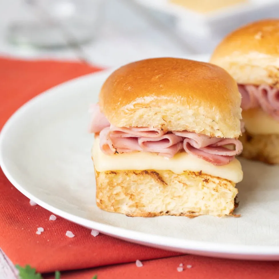 The Brioche Dinner Rolls