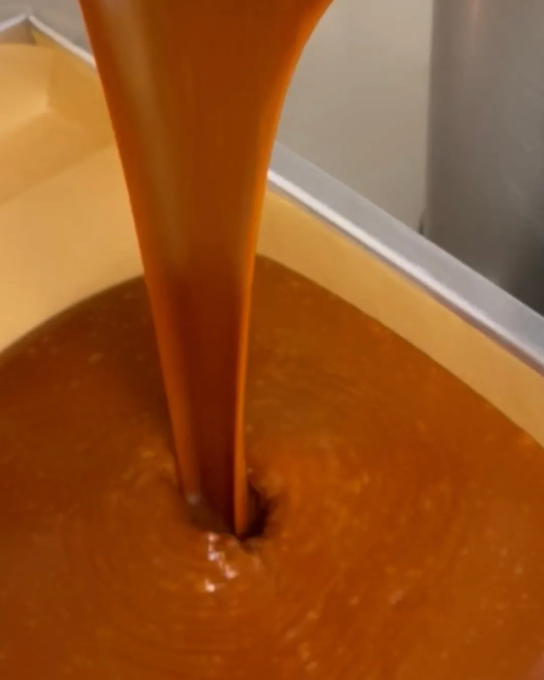 Lavender Honey Caramels - 2# - 80 Pieces