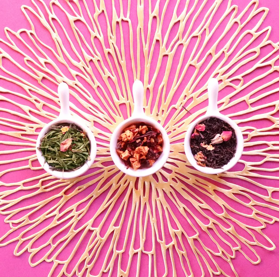 Vanilla Rose Black Tea - Premium Loose Leaf - 3.5 oz 