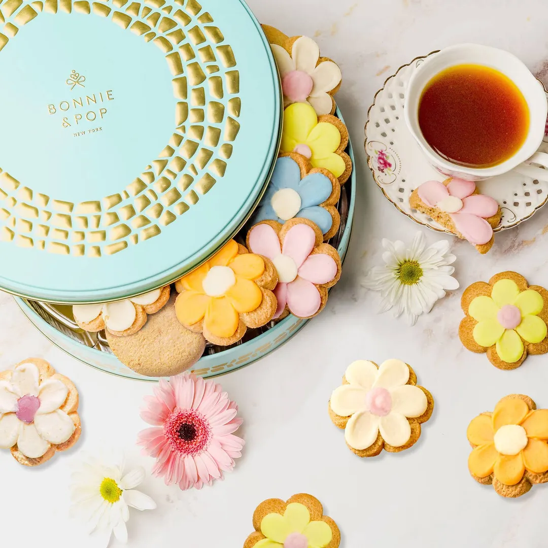 Blooming Shortbread Cookies