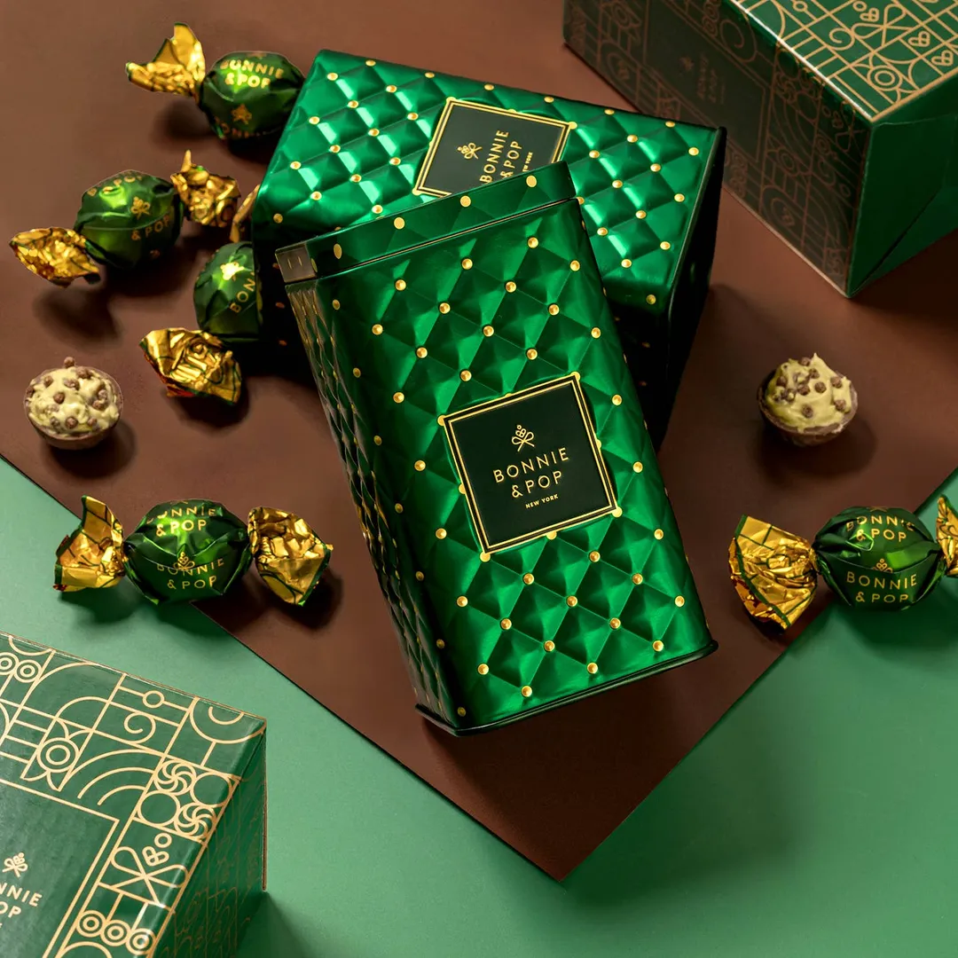 Luxury Chocolate Tins– Gourmet Chocolate Assortment, Premium Milk & Dark Chocolate Bonbons in Elegant Keepsake Tins