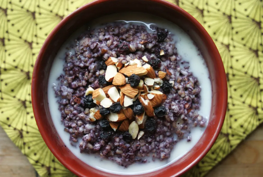 Organic Heirloom Dried Blueberries