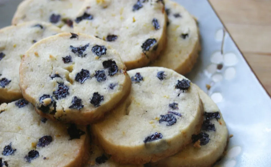 Organic Heirloom Dried Blueberries