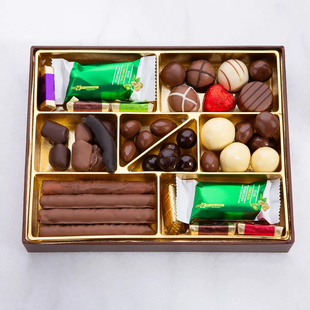 Premium Luxury Chocolate Gift Box, Perfect for Gifting