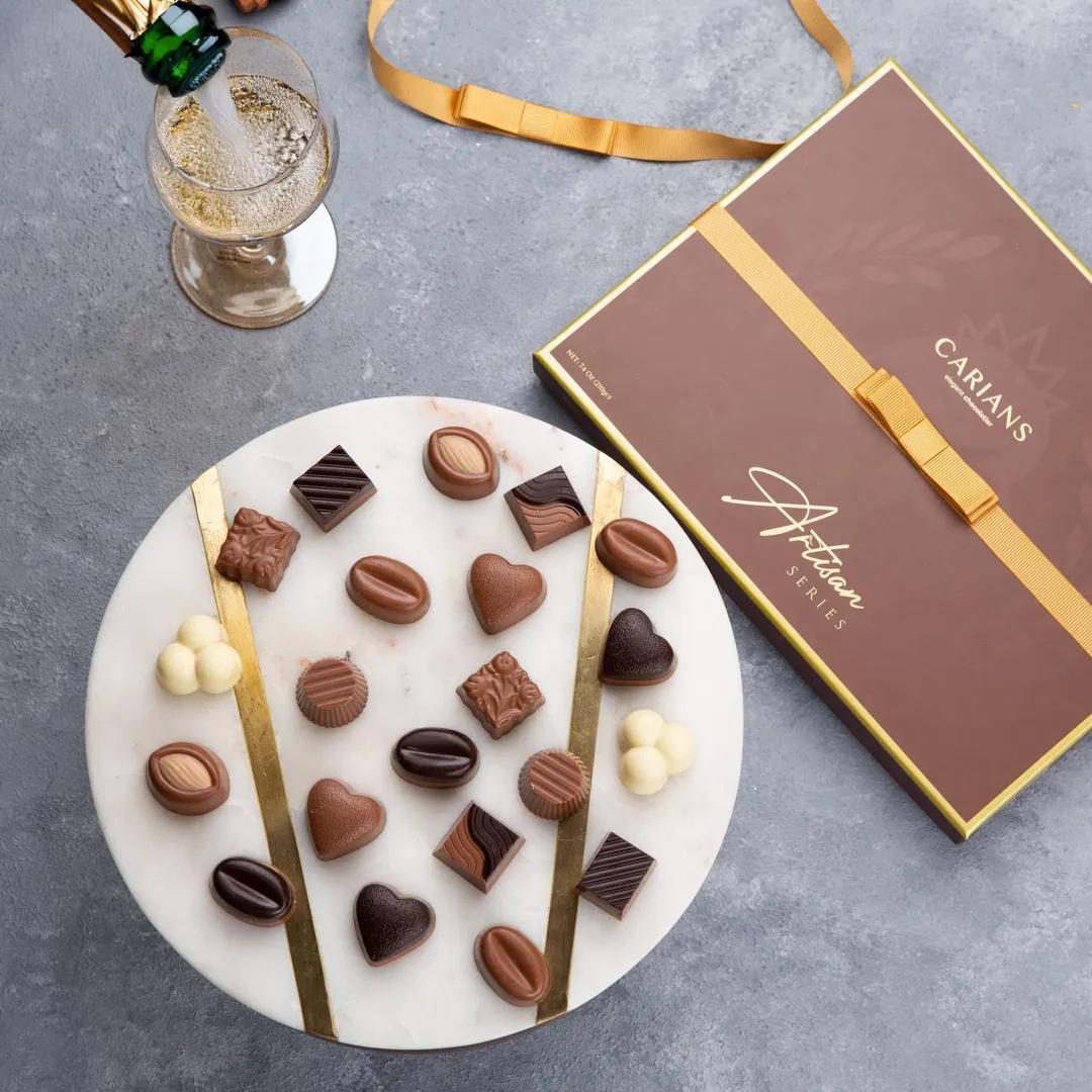 Valentine's Day Luxury Chocolate Gift Box Premium Quality, Gold Ribbon