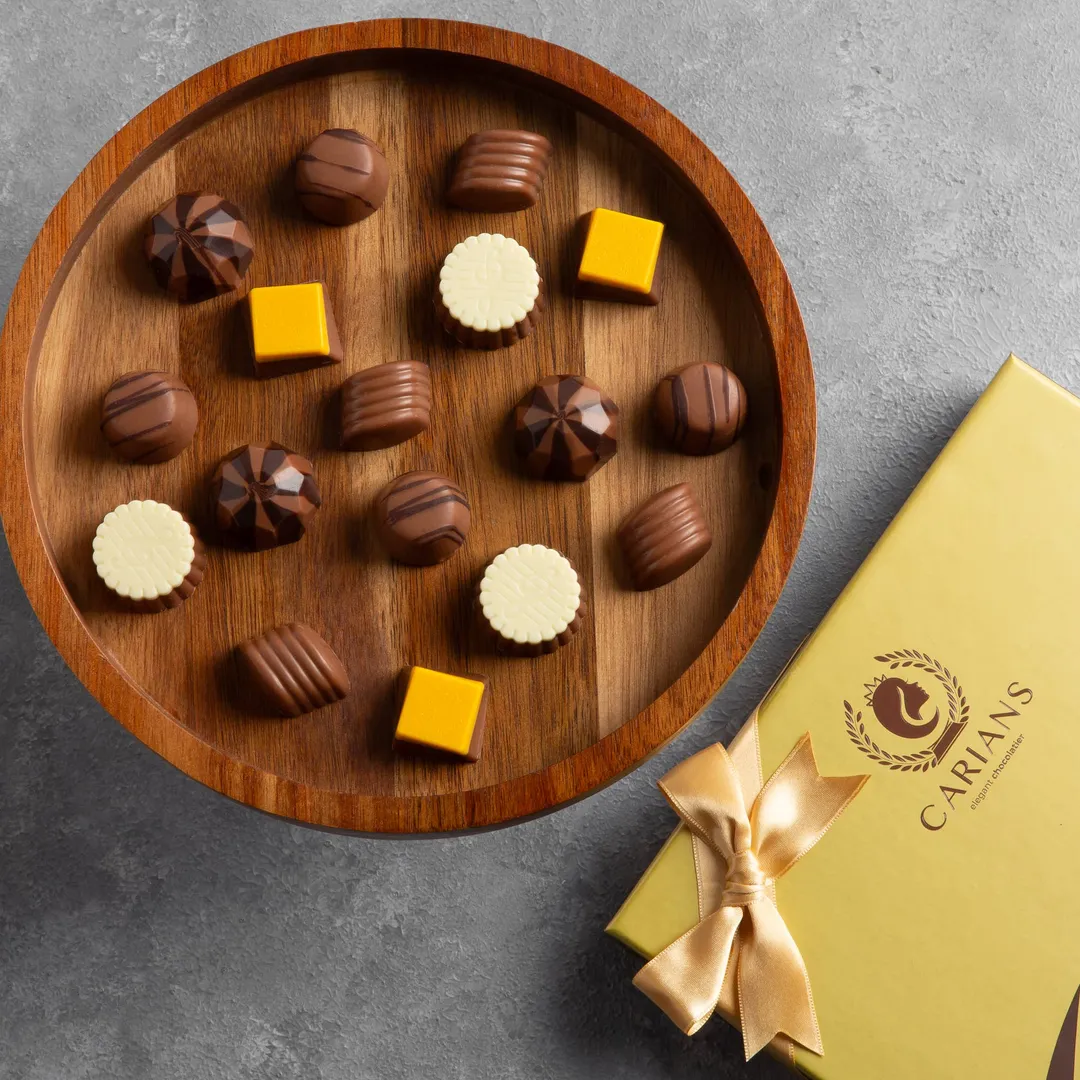  Valentine's Chocolate Gift Box Gold Collection, Premium Luxury Box