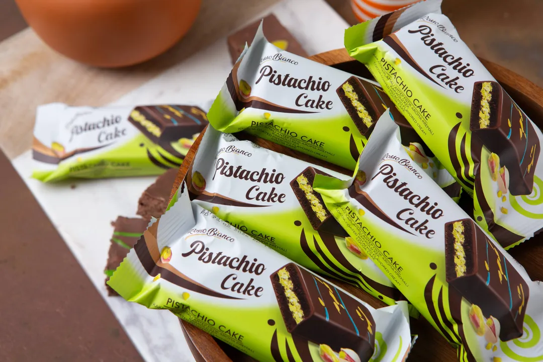 Viral Dubai Pistachio Pie with Milky Chocolate  - 24 Pieces 