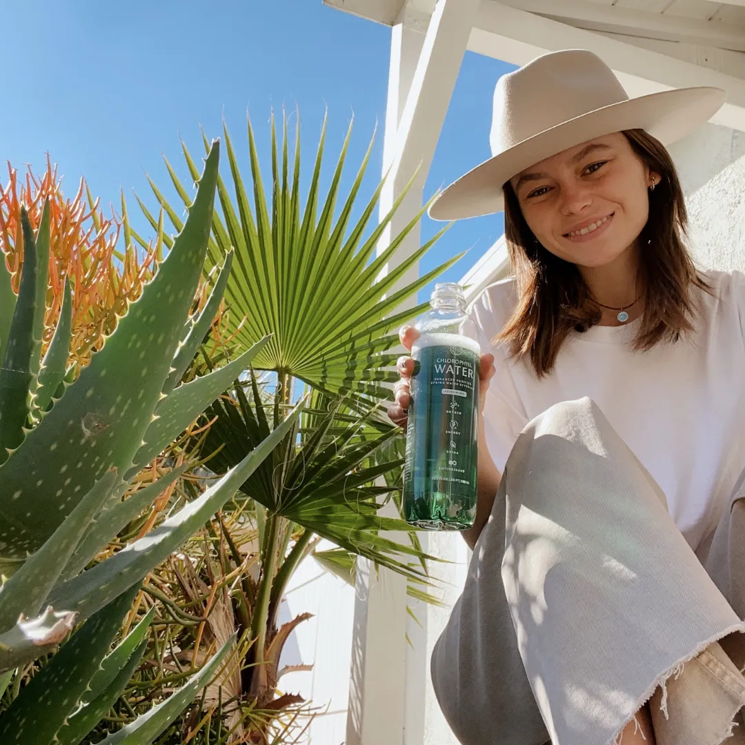Chlorophyll Water (Ultra-Purified w/ Essential Vitamins)