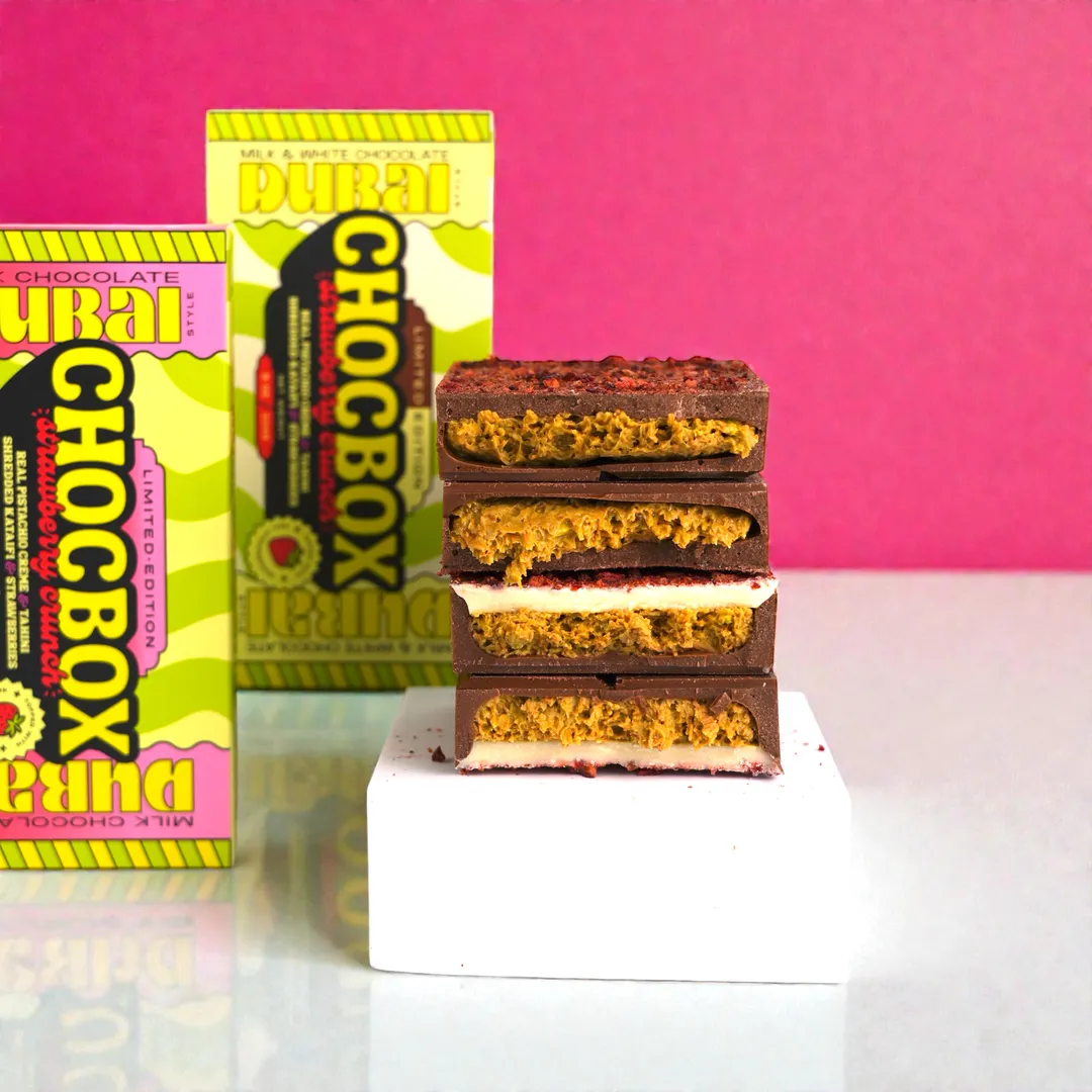 Chocbox - Strawberry Crunch Dubai Chocolate Bar