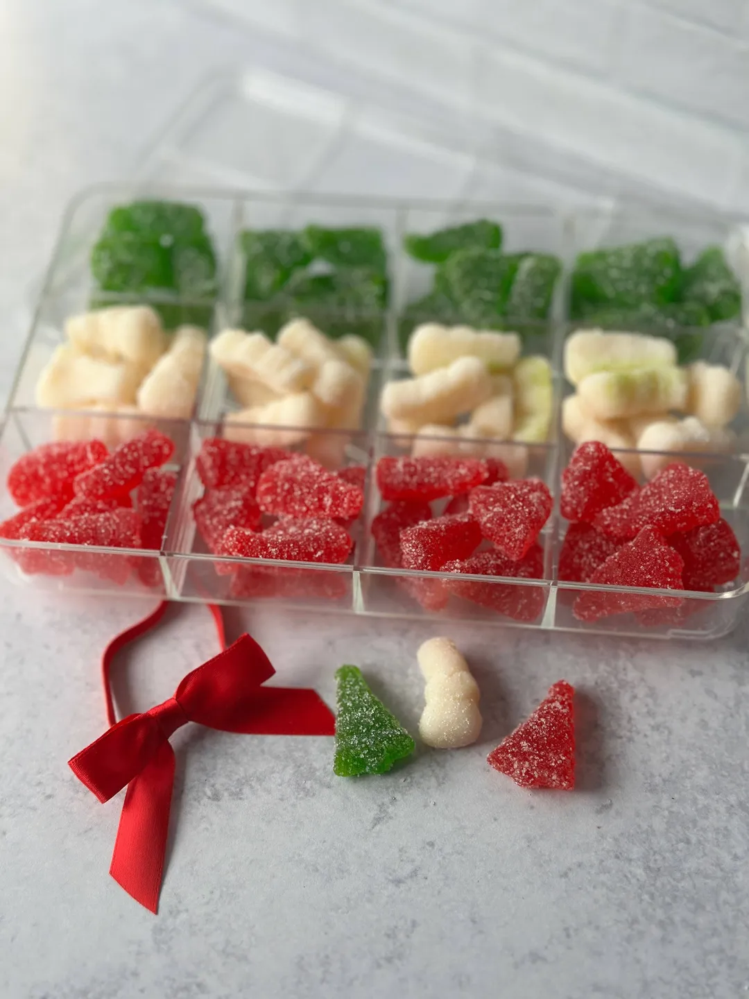 Alabanese Christmas Tree & Snowman Sanded Gummy Box