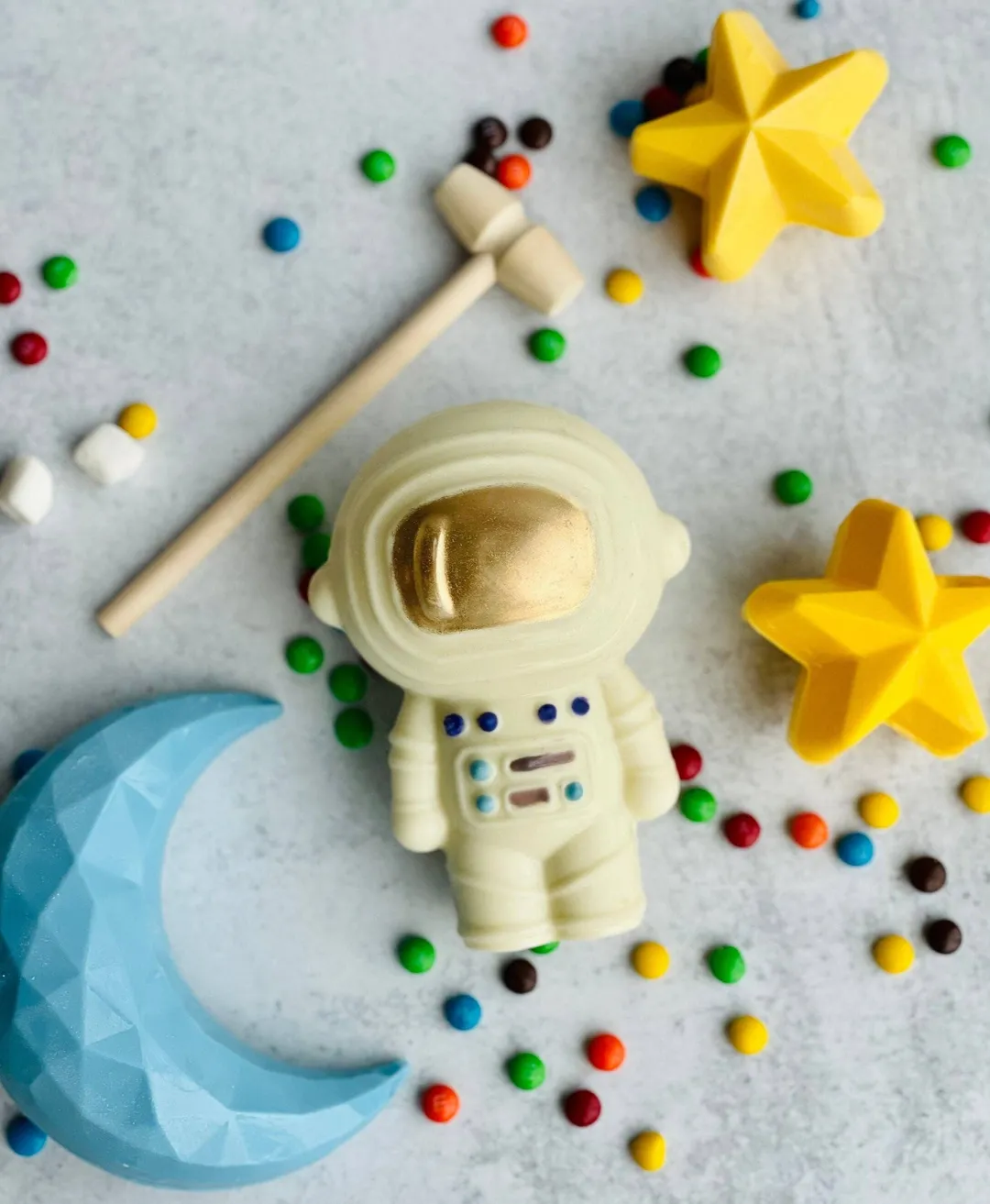Astronaut Breakable Chocolates (Set of 4)