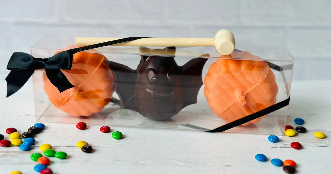 Bat & Pumpkin Breakable Chocolate Gift Box