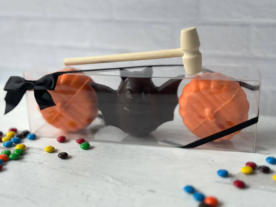 Bat & Pumpkin Breakable Chocolate Gift Box