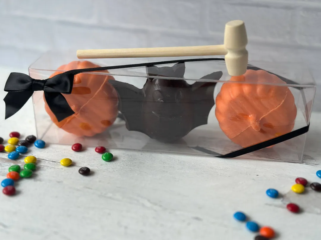 Bat & Pumpkin Breakable Chocolate Gift Box