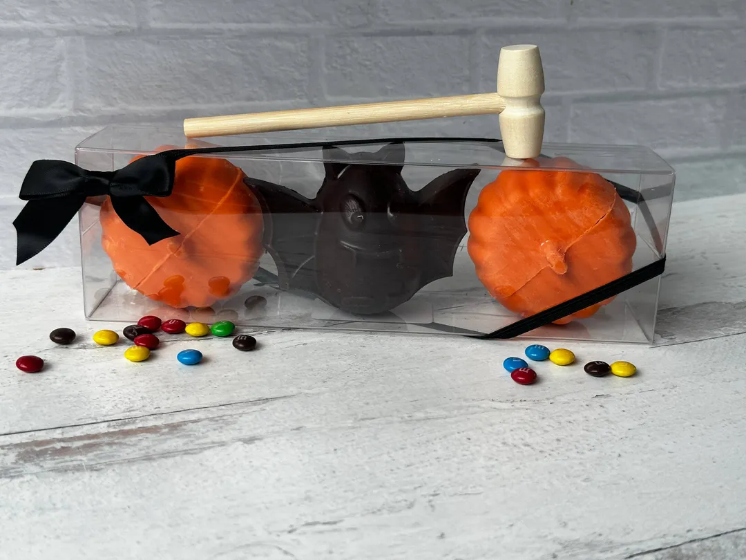 Bat & Pumpkin Breakable Chocolate Gift Box