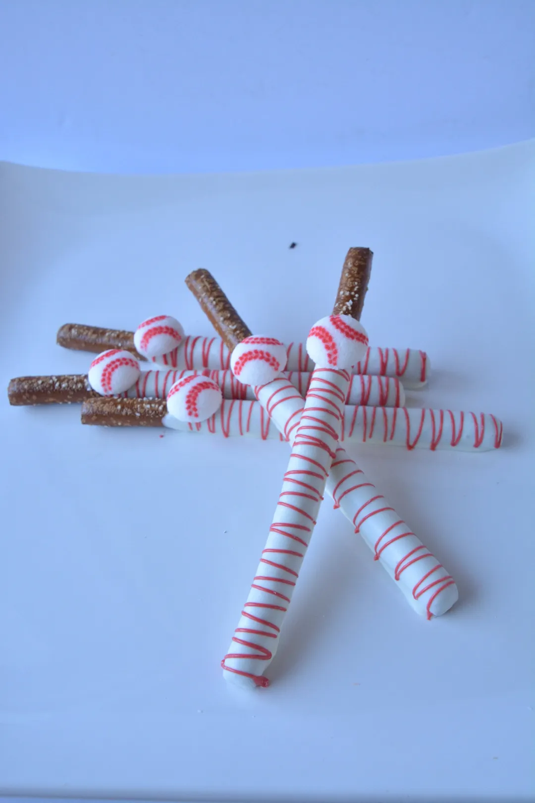 Chocolate Covered Baseball Pretzels (1 per pack)