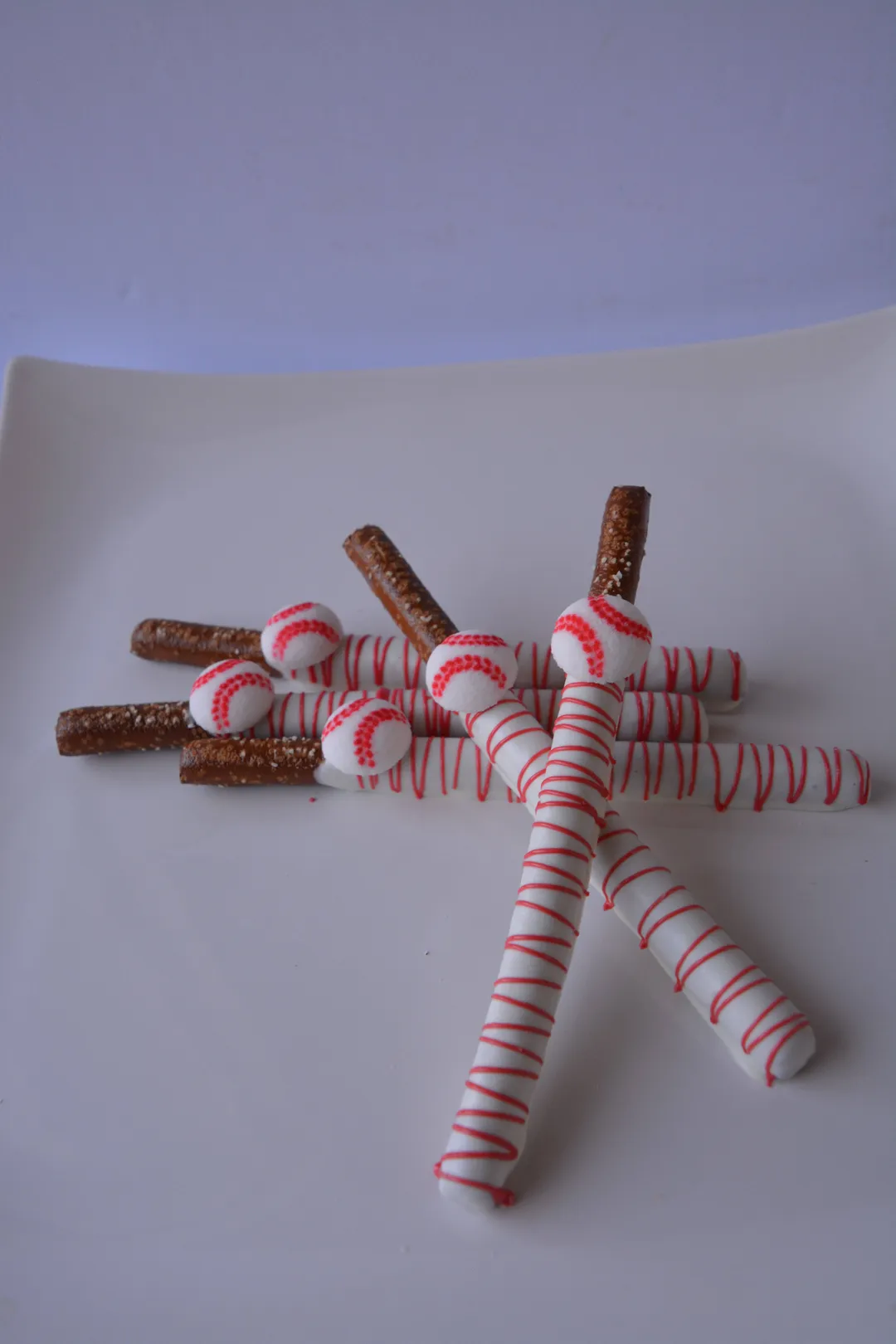 Chocolate Covered Baseball Pretzels (1 per pack)