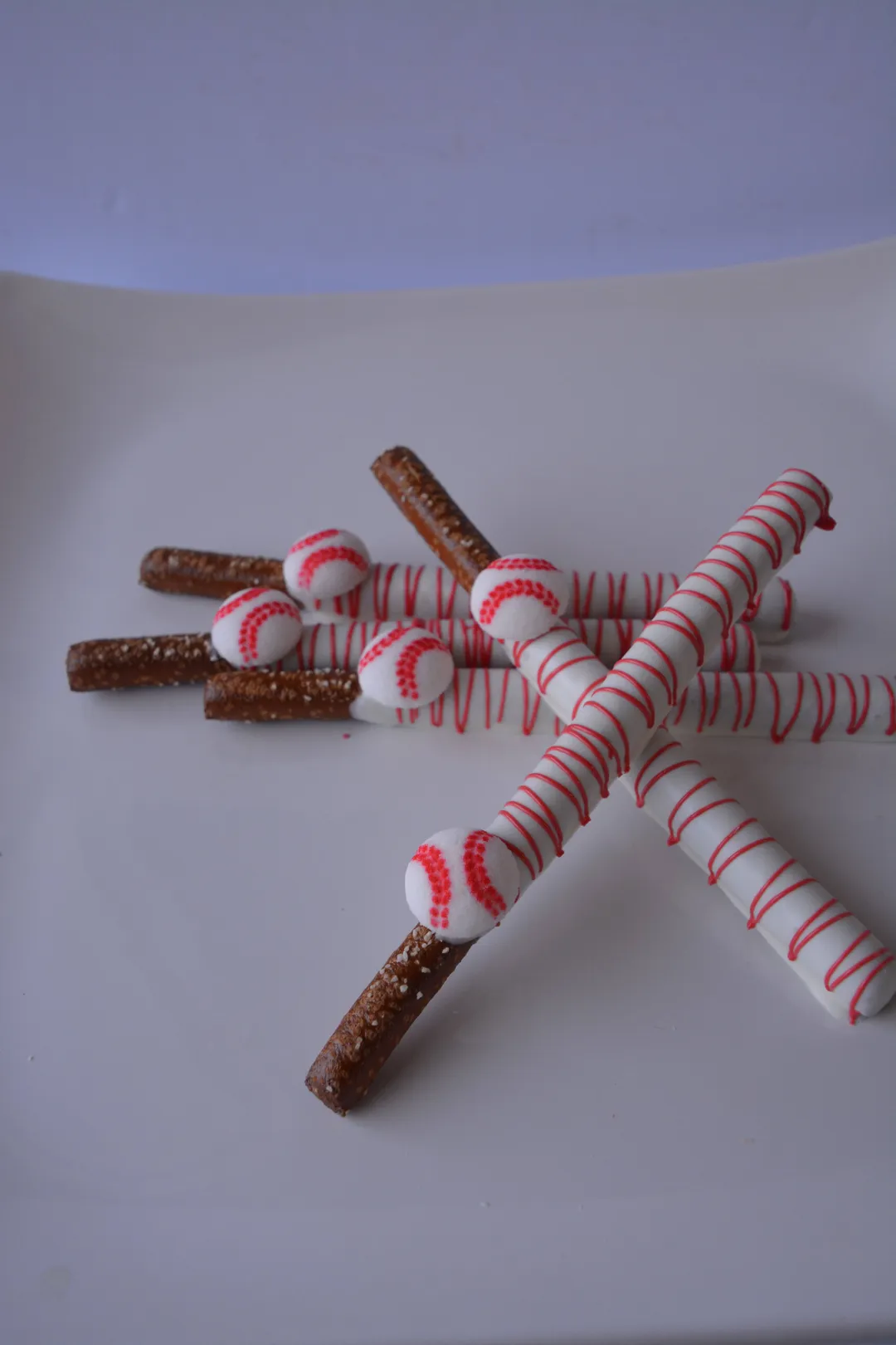 Chocolate Covered Baseball Pretzels (1 per pack)