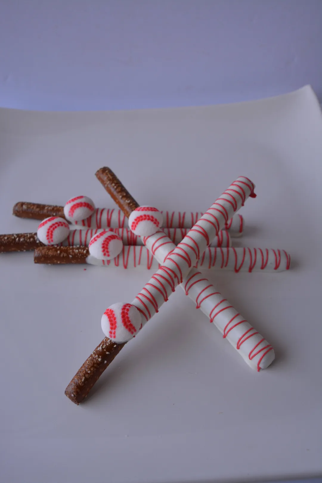Chocolate Covered Baseball Pretzels (1 per pack)