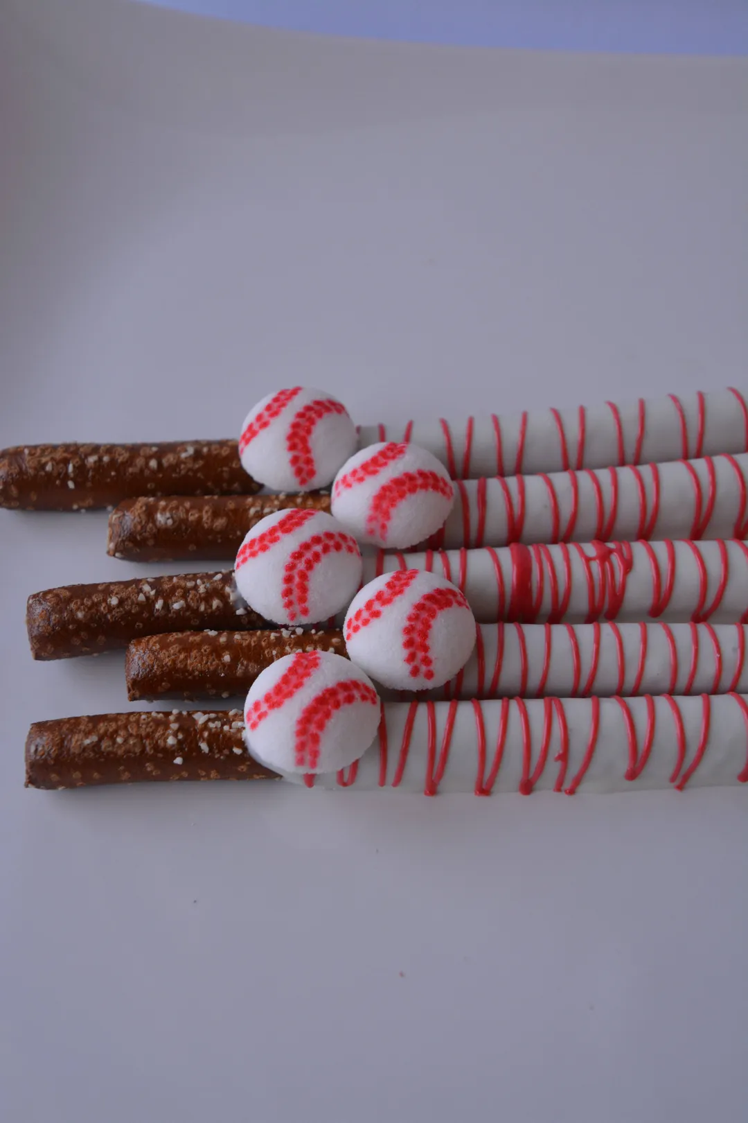 Chocolate Covered Baseball Pretzels (1 per pack)