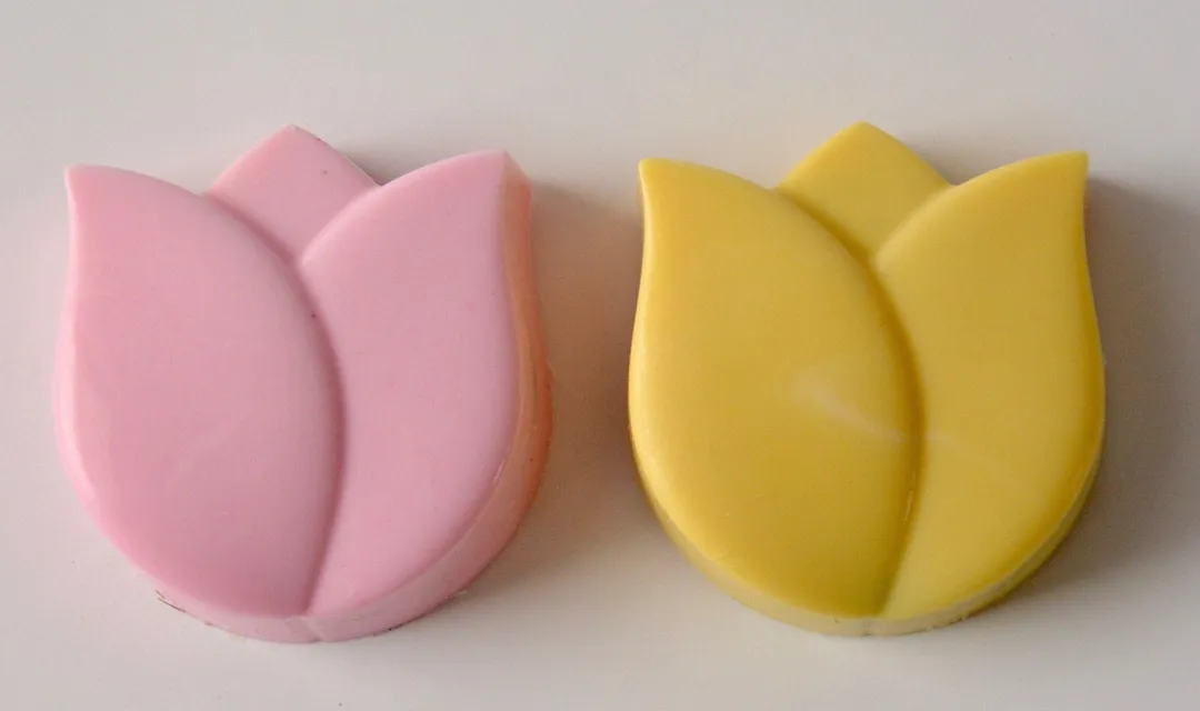 Chocolate Covered Oreo Tulips