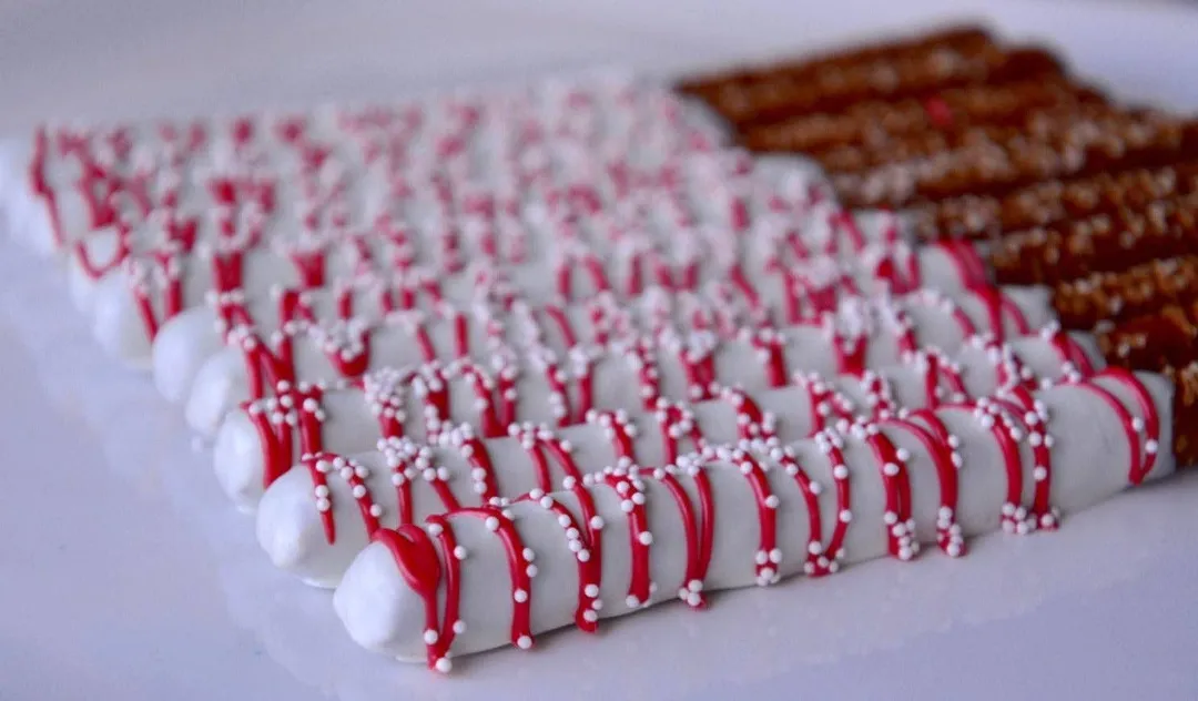 Christmas Chocolate Covered Pretzels (2 Pack)