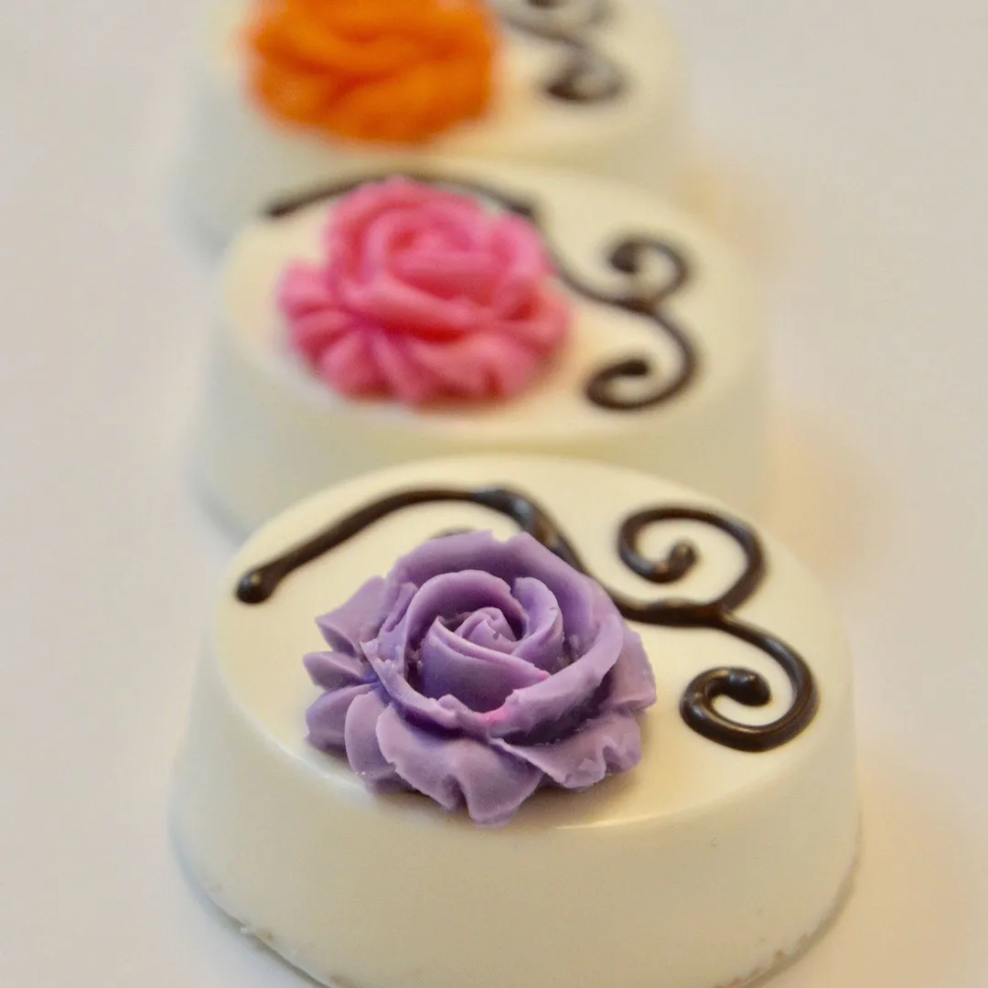 Colored Rose Chocolate Covered Oreos