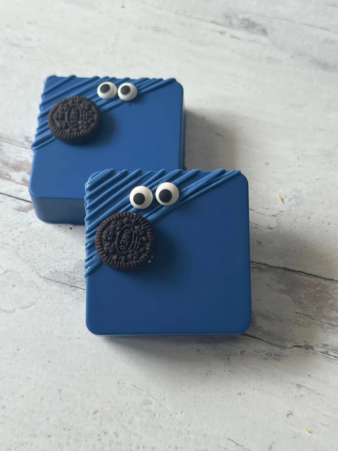 Cookie Monster Inside Out Smores 