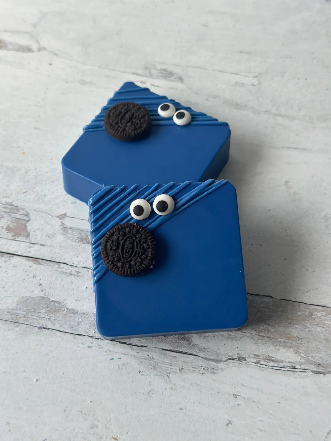 Cookie Monster Inside Out Smores 