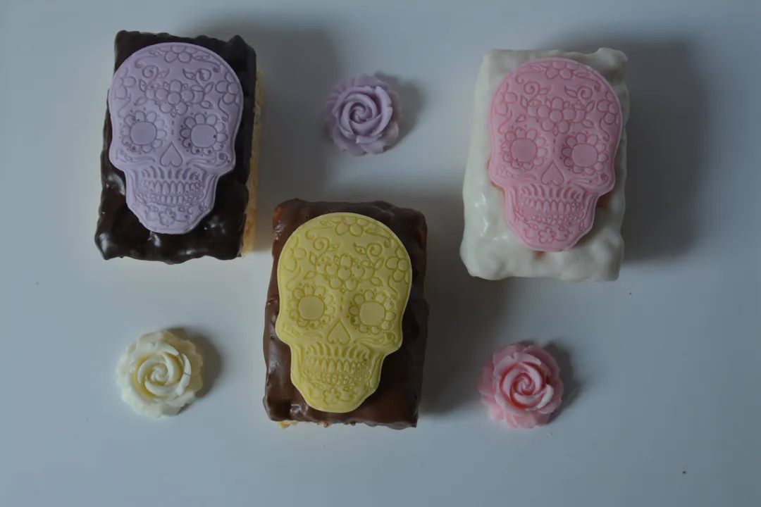 Day of the Dead Chocolate Dipped Rice Krispie Treats 