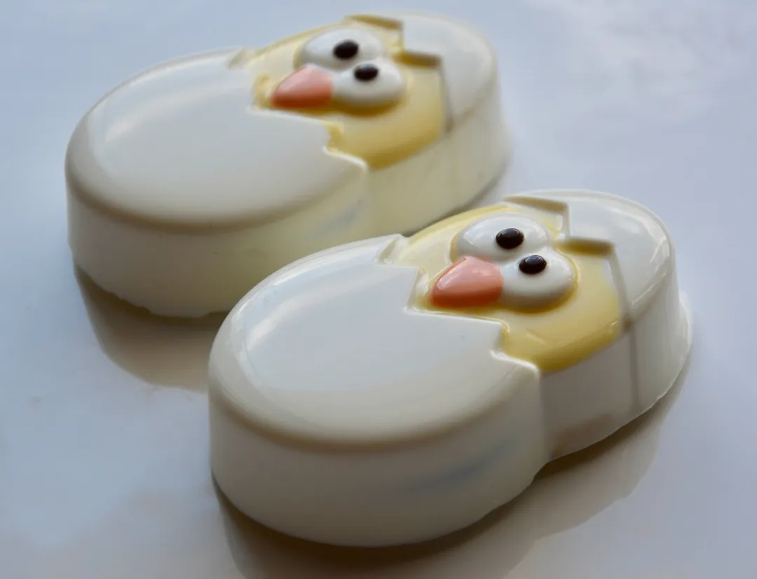 Easter Hatching Eggs Chocolate Oreos