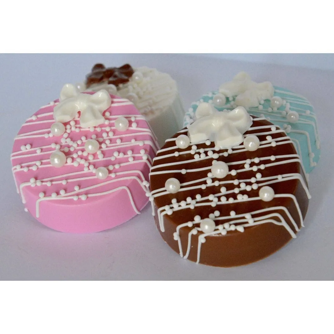 Elegantly Drizzled Chocolate Covered Oreos