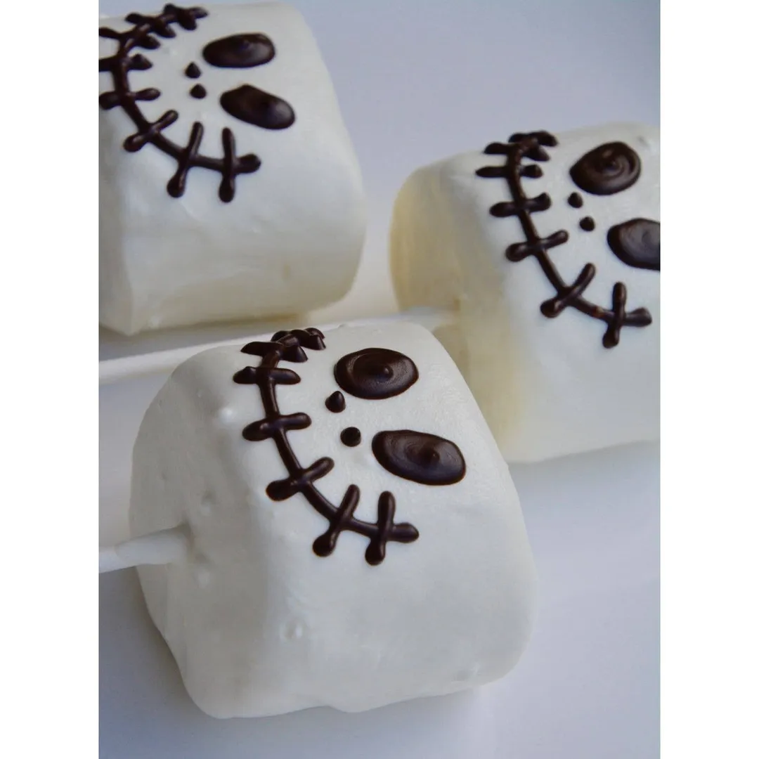 Halloween Skull Giant Chocolate Covered Marshmallows 