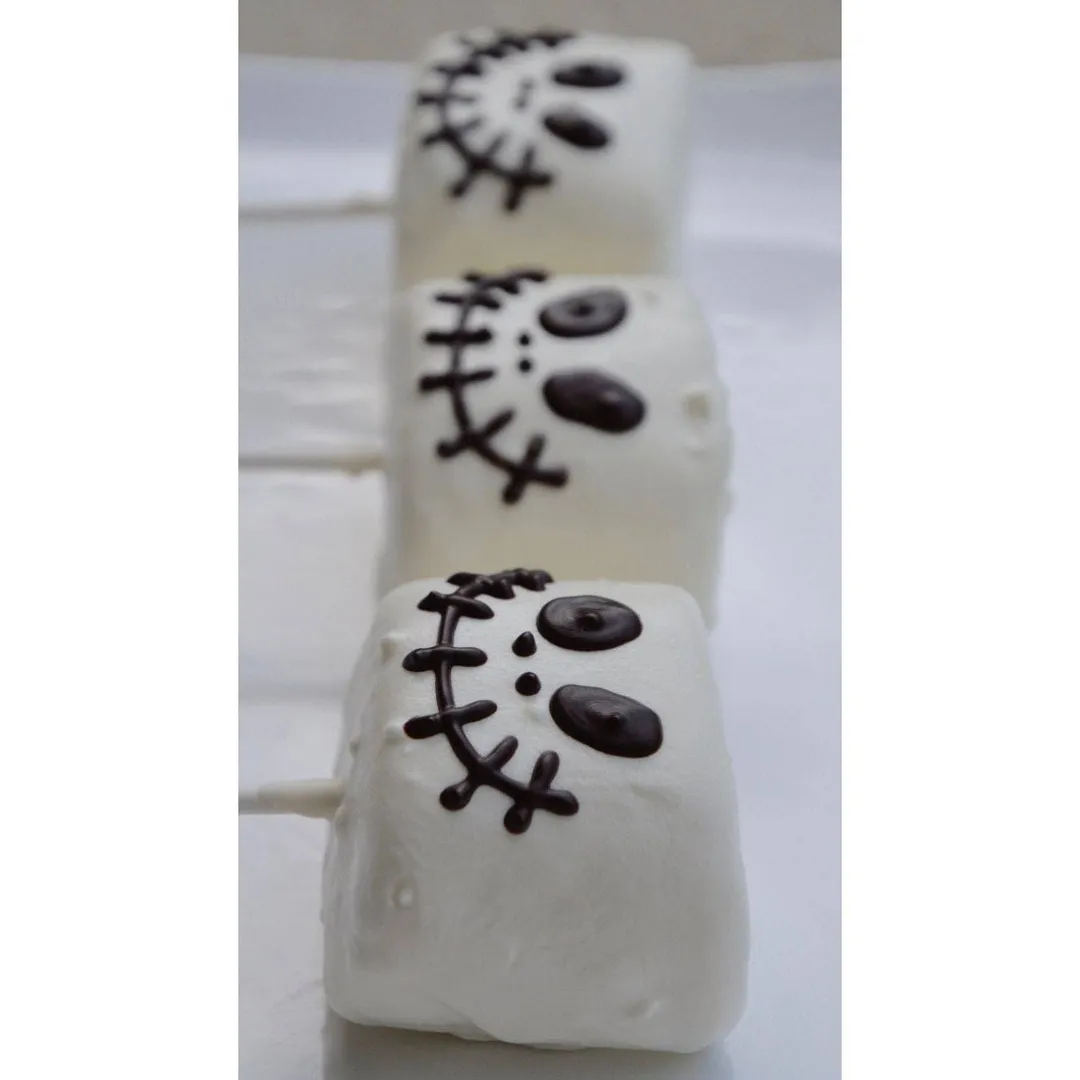 Halloween Skull Giant Chocolate Covered Marshmallows 