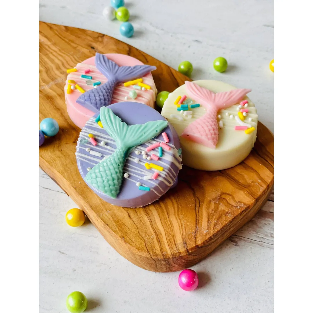 Mermaid Inspired Chocolate Covered Oreos