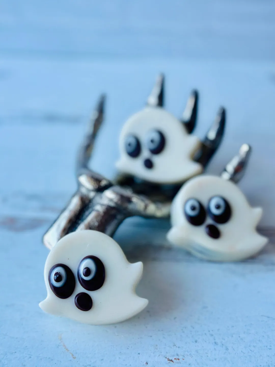 Mini Oreo Ghost Bites