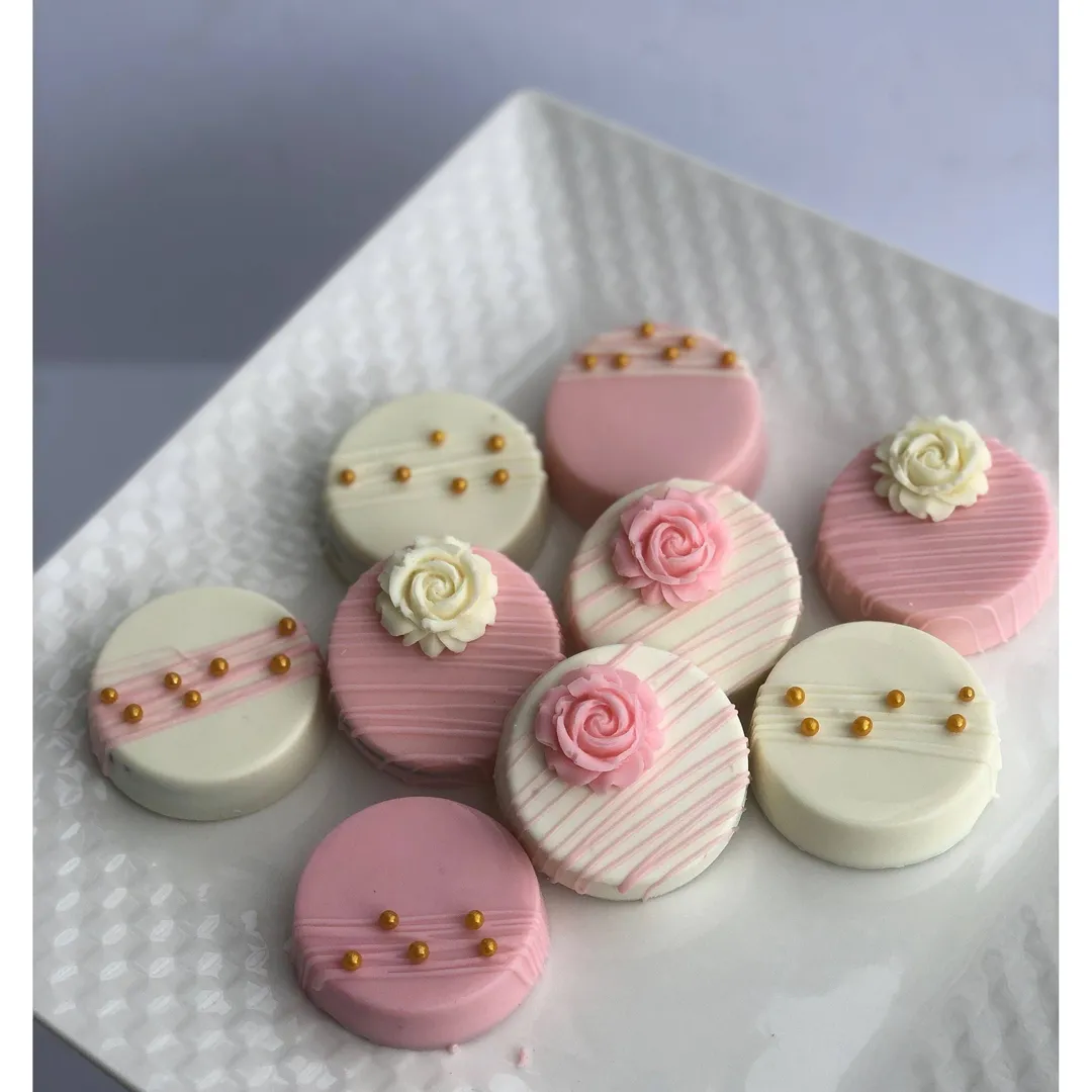 Pink & White Flowered Chocolate Covered Oreos