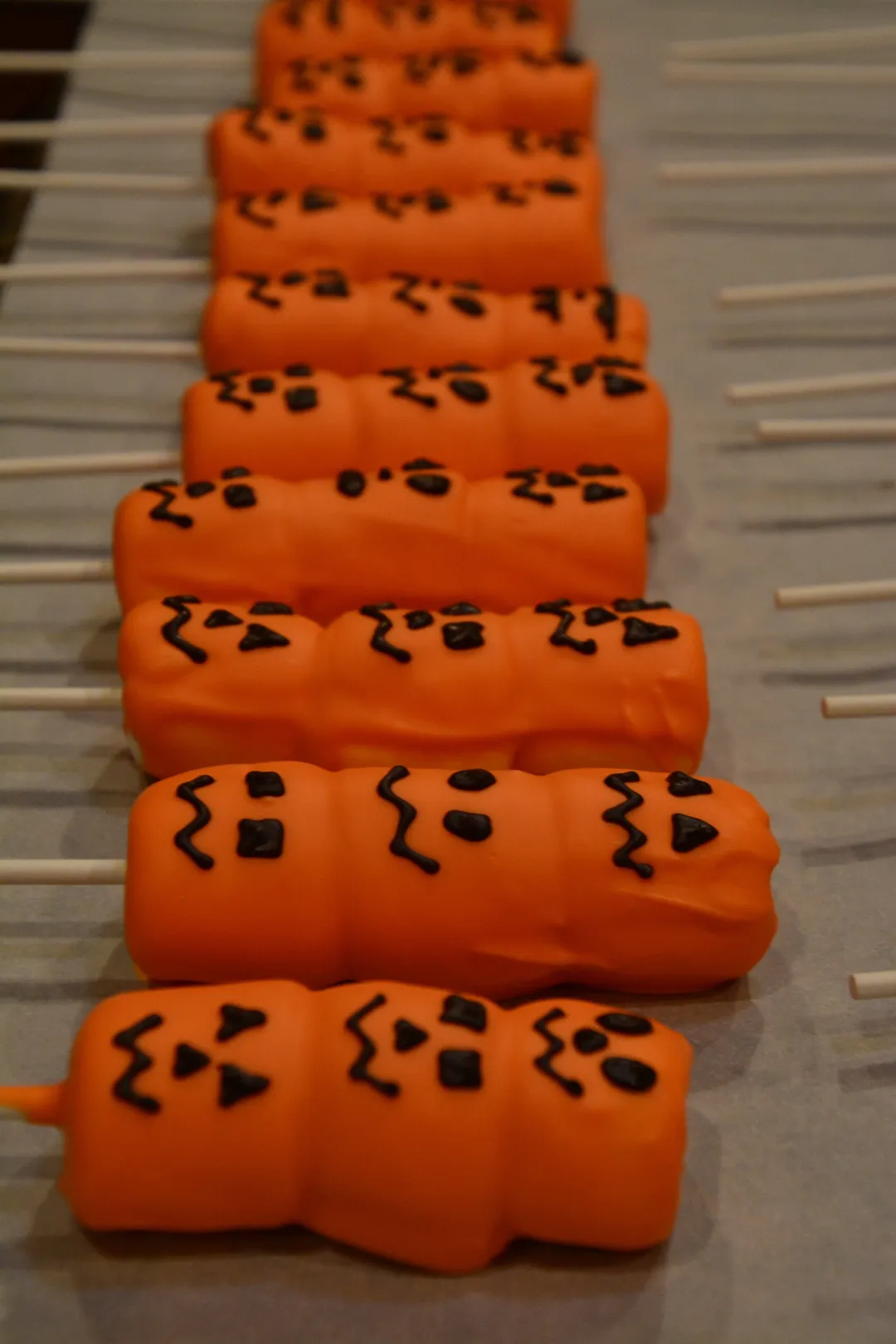 Pumpkin Marshmallow Lollipops